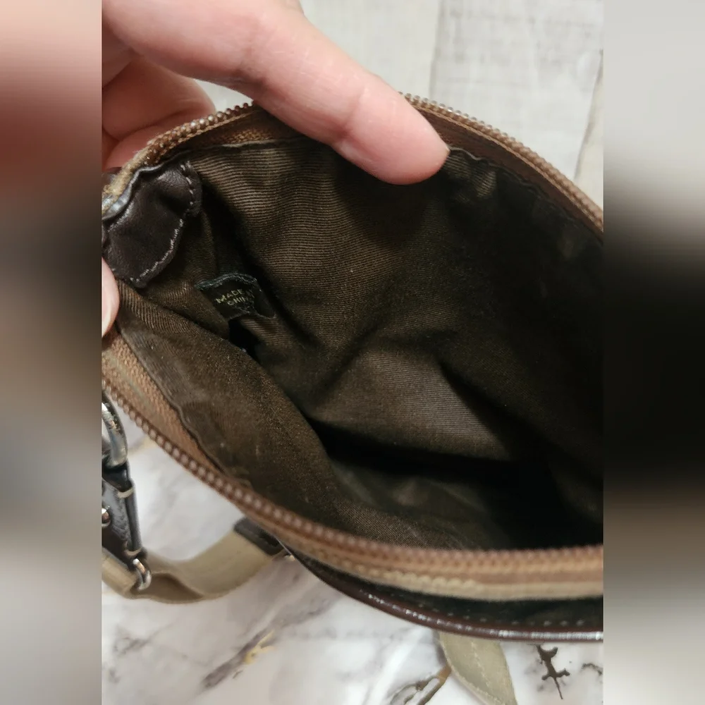 🌸Y2K Coach Signature Crossbody in Brown and Tan🌸 Has imperfections - Picture 3 of 9